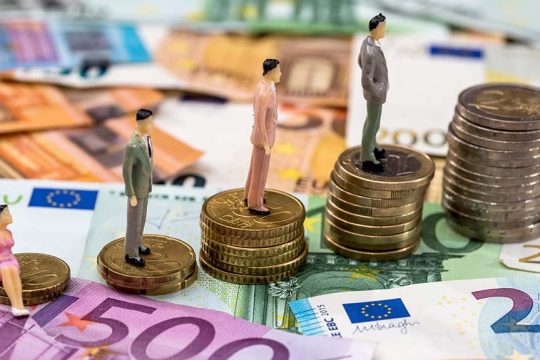 euros misthos ftoxia